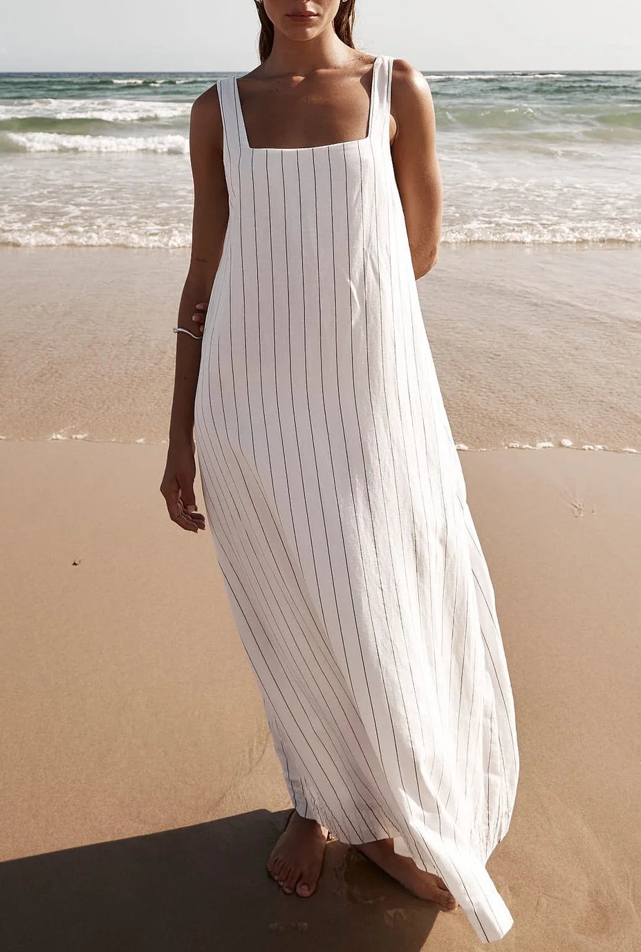 Chic gestreiftes Leinenkleid mit quadratischem Ausschnitt – Julia
