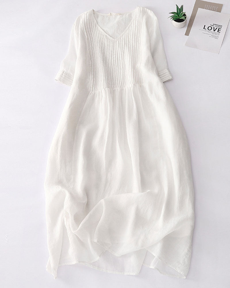 Elegantes Leinenkleid mit raffinierten Faltendetails – Clara