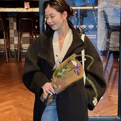 Langer Oversize-Trenchcoat für Damen – Delfina