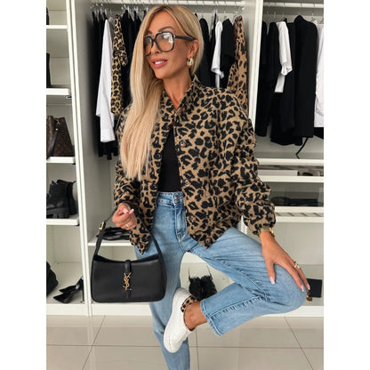 Braune Jacke mit Leopardenmuster und Knopfleiste für Damen - Silvana