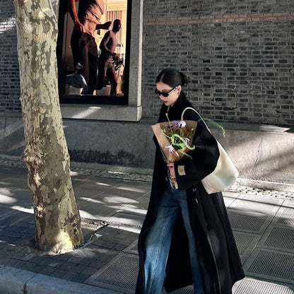 Langer Oversize-Trenchcoat für Damen – Delfina