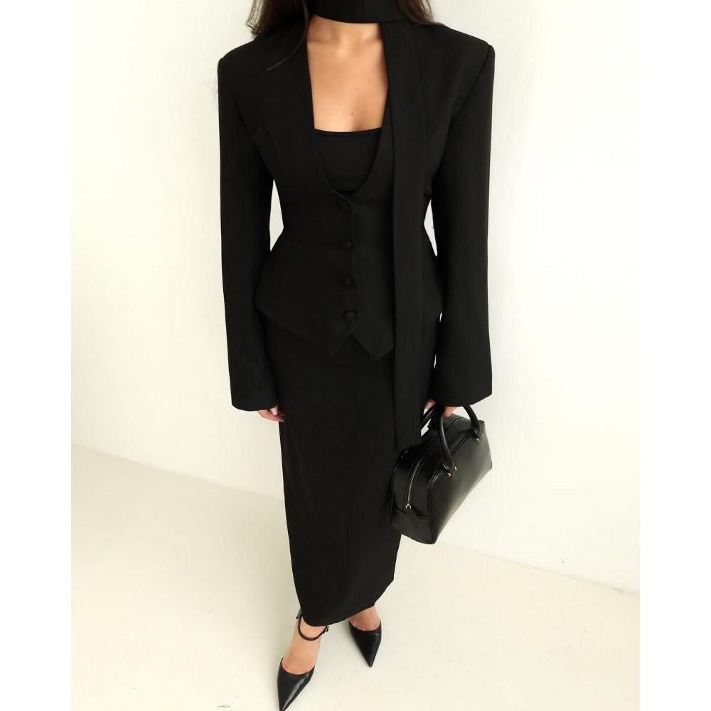 Langärmlige Blazerjacke mit Schal für Damen - Rosella