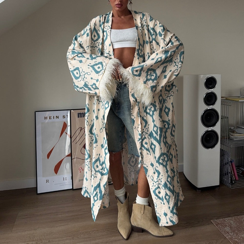 Beige-türkis bedruckter Kimono-Maximantel mit Federärmeln für Damen - Rachele